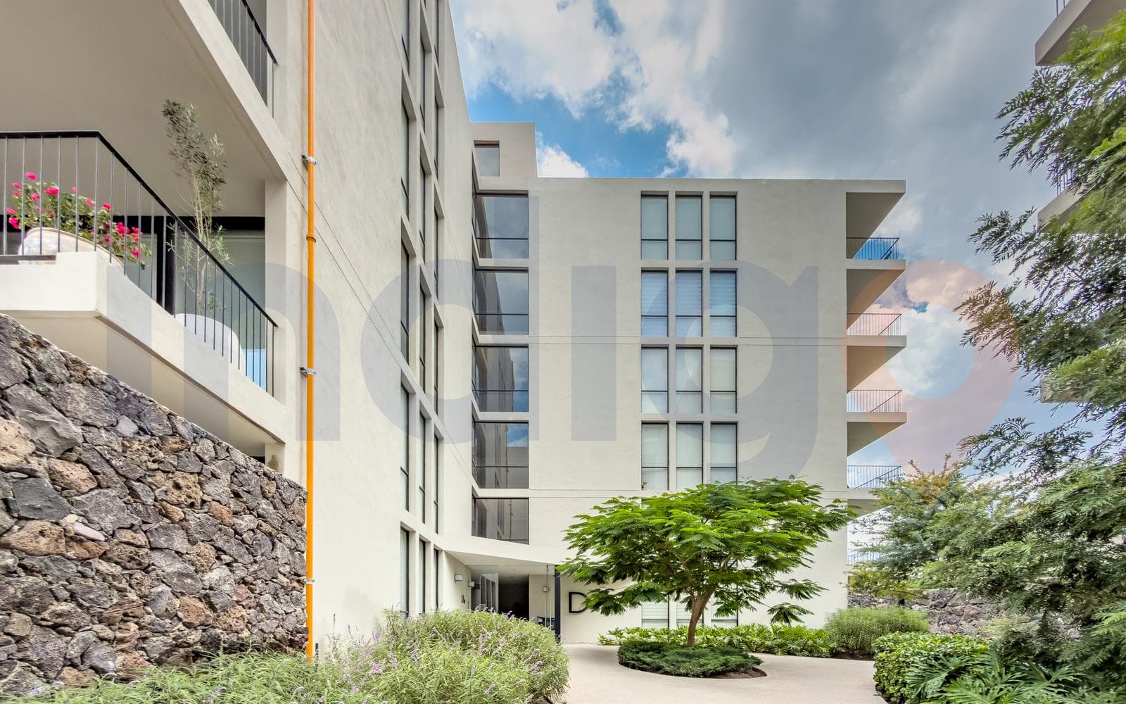 Loft Garden Apartment for Sale in Sophía, a Few Meters from Antea (Ground Floor)