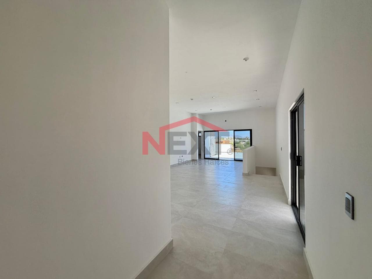 PROPERTY FOR SALE IN LOMA BELLA