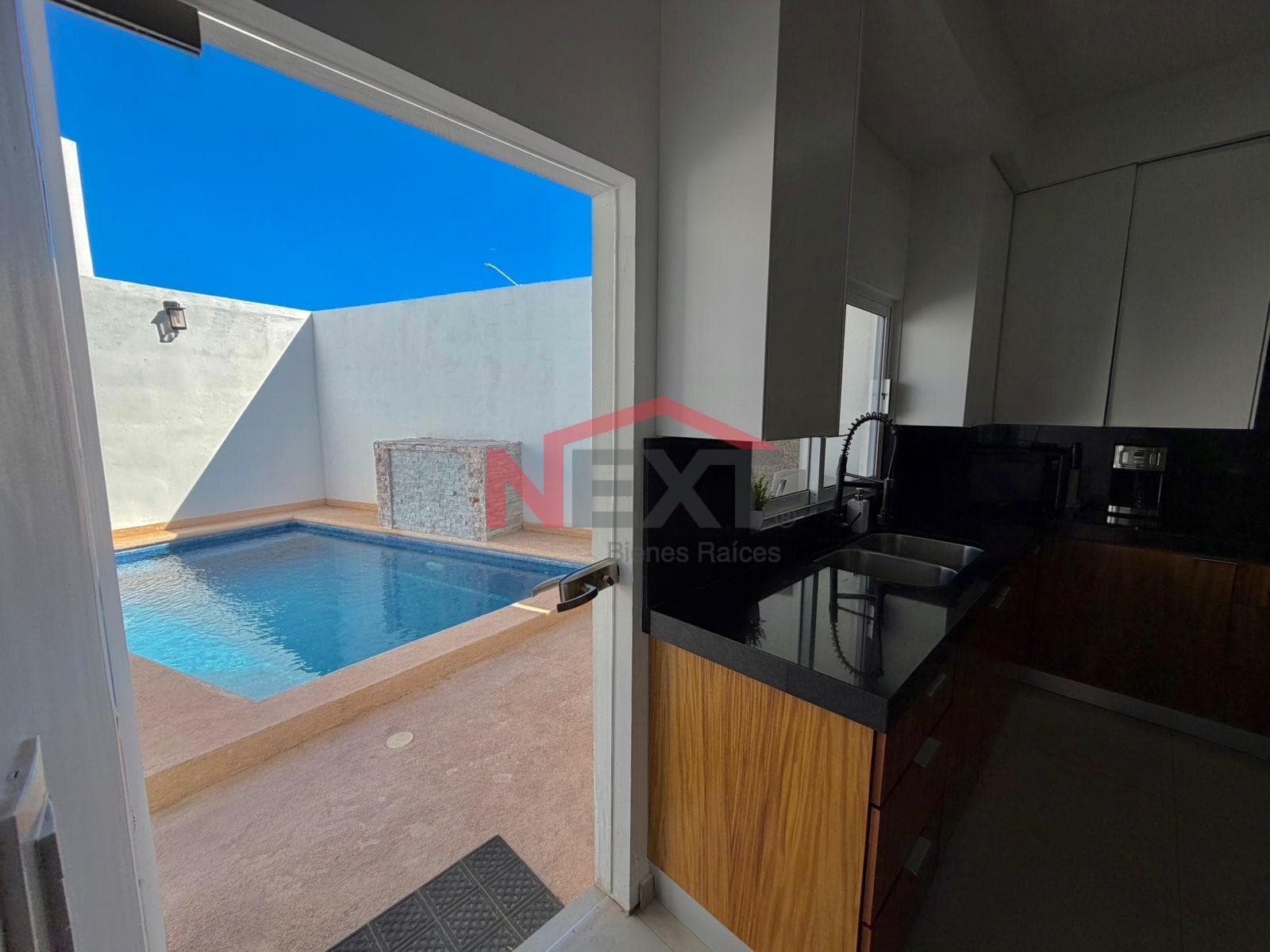 Furnished House for Sale in the San Francisco Subdivision – San Carlos, Sonora