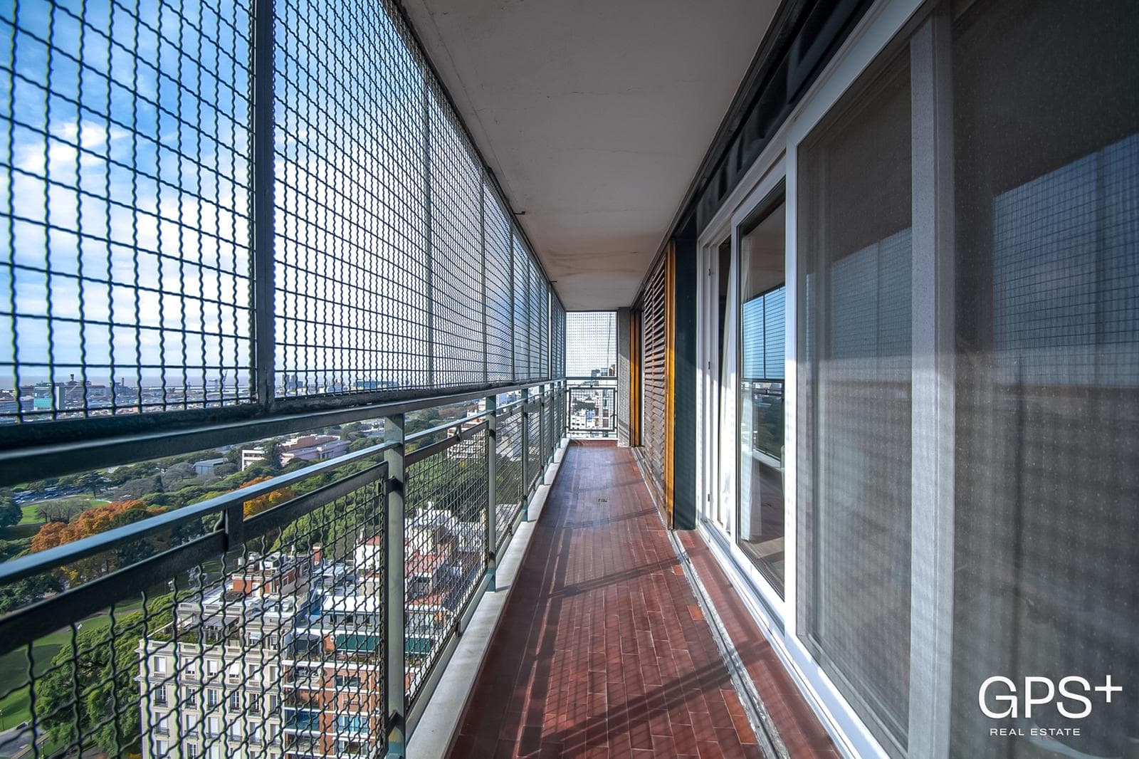 LA ISLA - Vista PANORAMICA - Edificio CATEGORIA TORRE - cochera fija y seguridad 24hs.