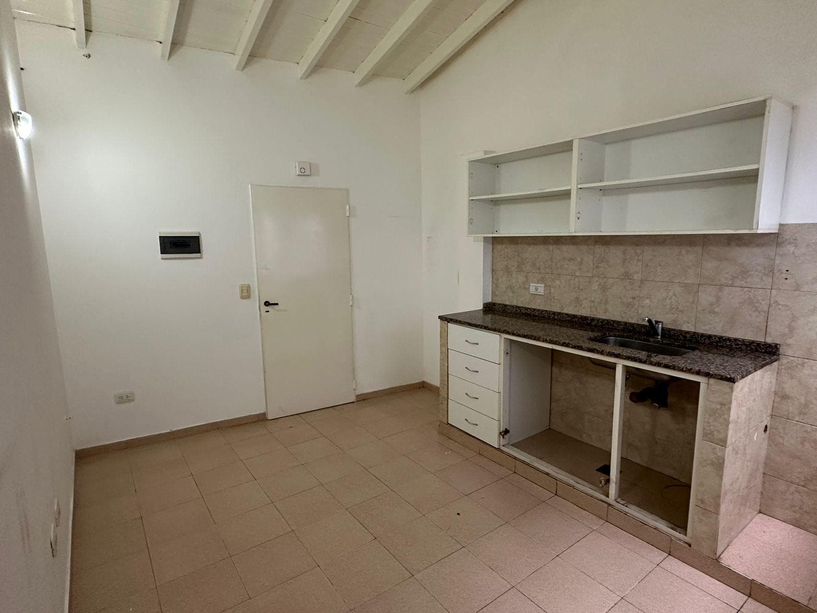 Apartment for Rent in Troncos Del Talar