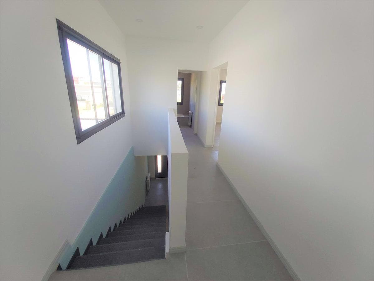 4-Bedroom House for Sale with Pool in San Eduardo - Pilar