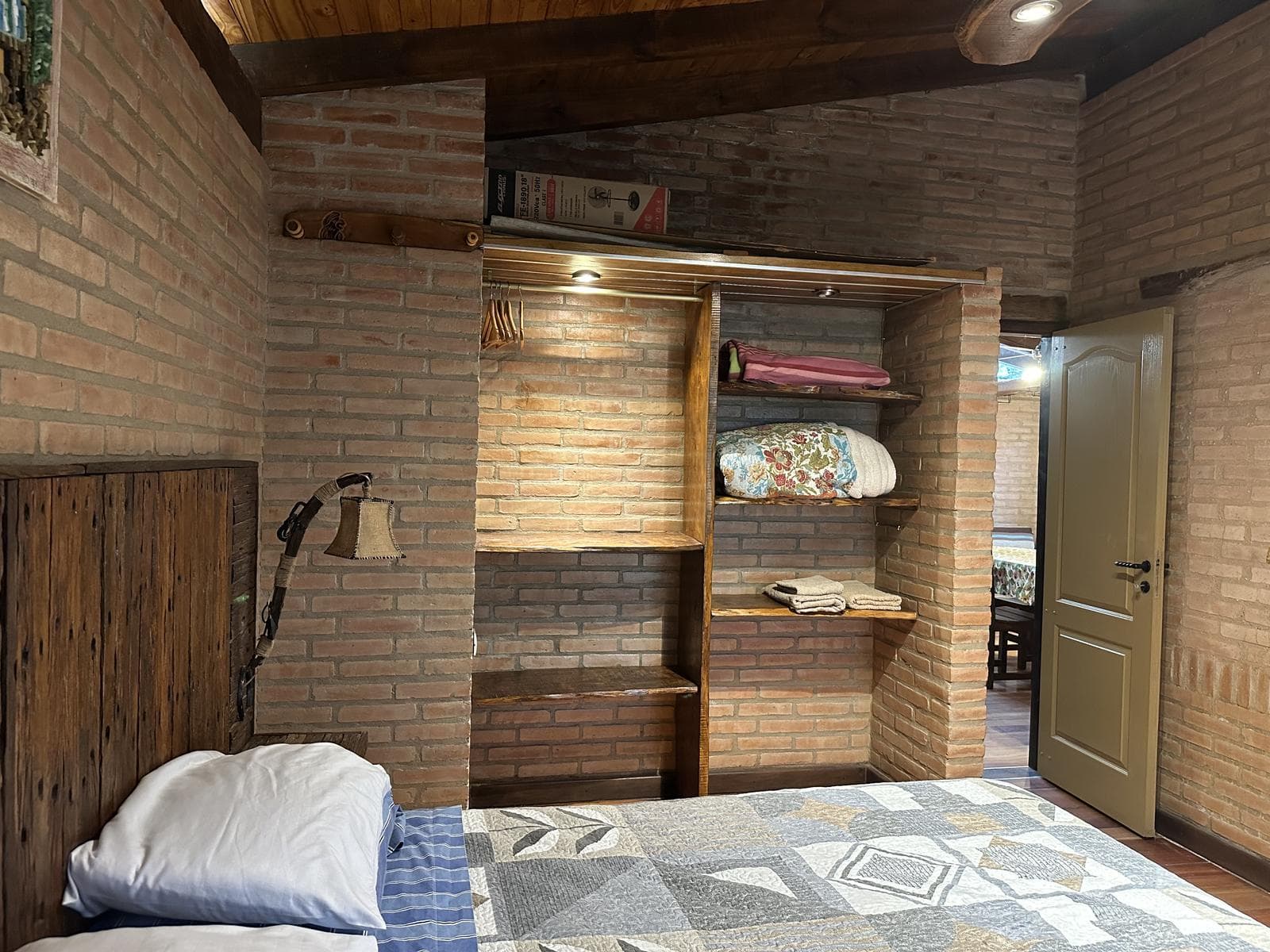 Complex for Sale in Chacras de San Javier | 4 Suites + Pool