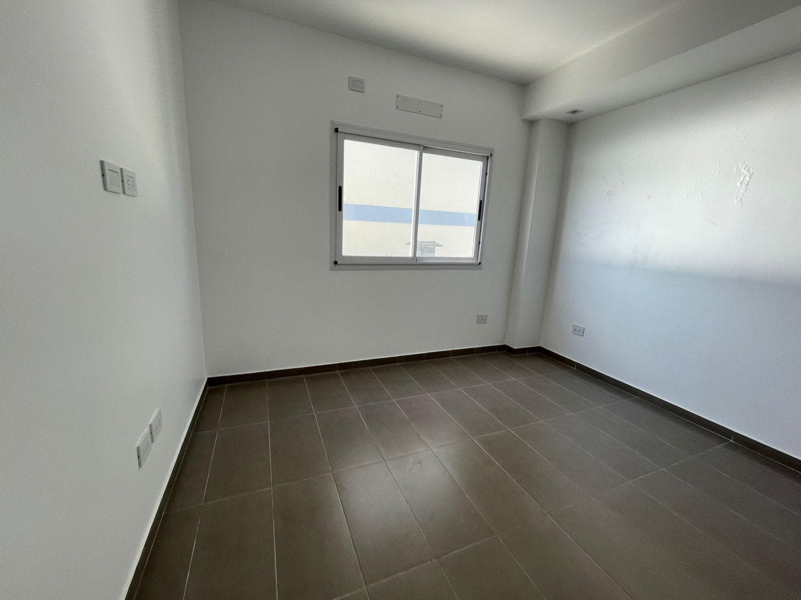 VENTA DEPARTAMENTO 2 AMBIENTES CON PARRILLA Y TERRAZA EN AVELLANEDA, GERLI-ACEPTA PERMUTA