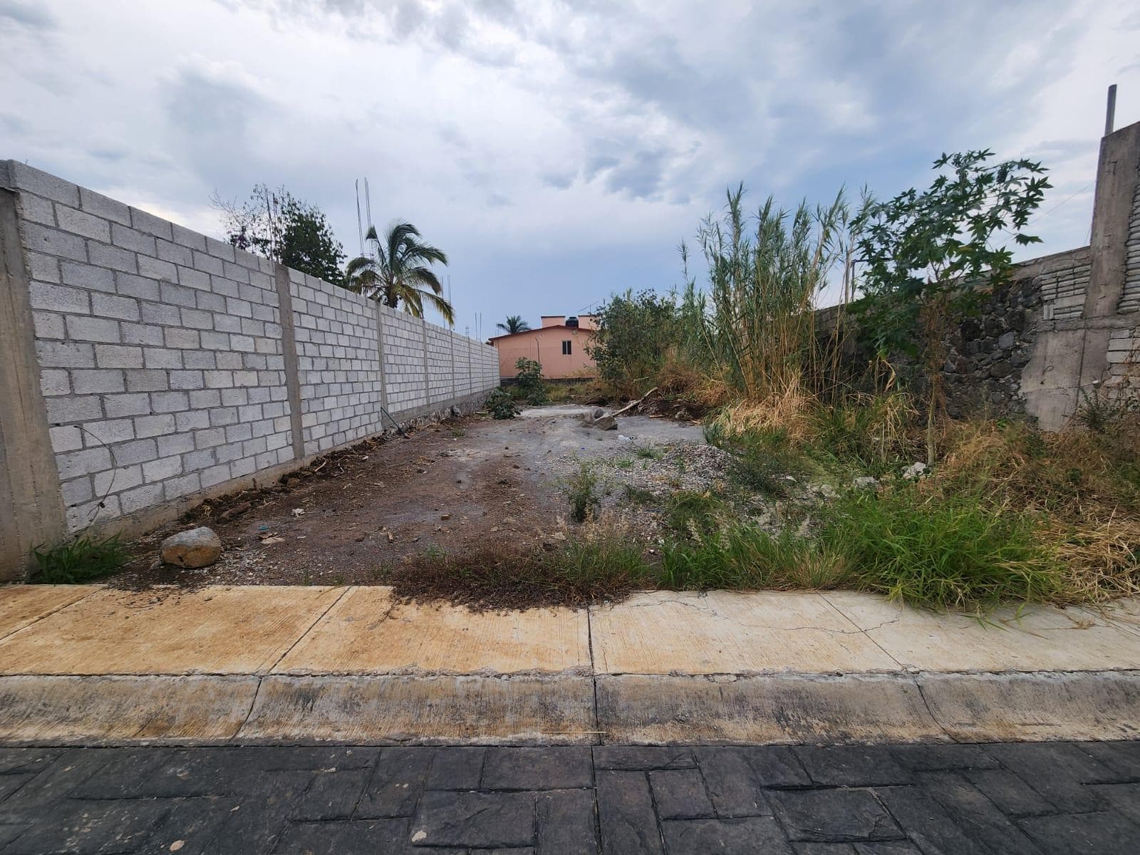 Land for Sale in Vista Hermosa, Cuernavaca, Morelos