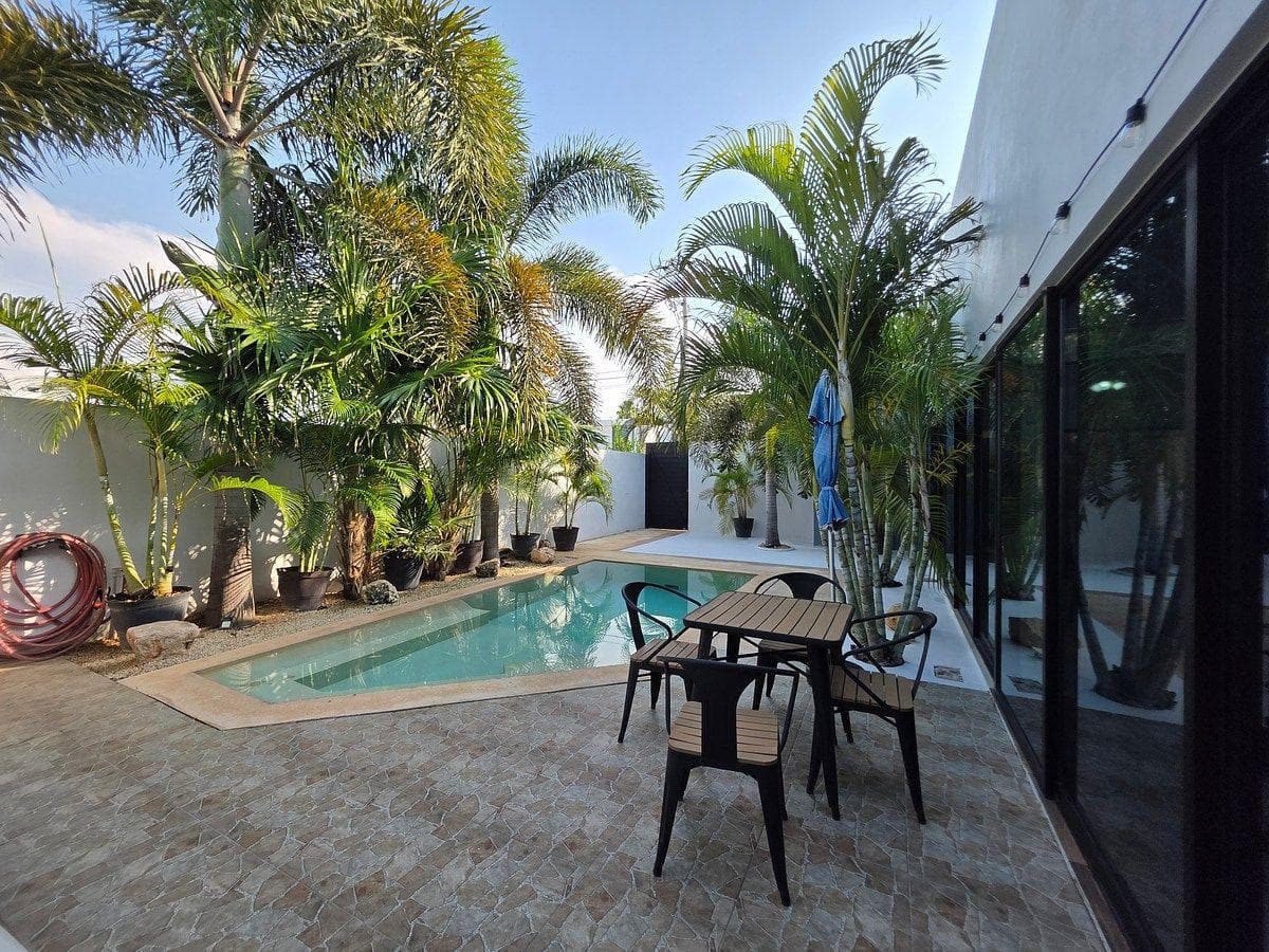Single-story house for sale in Mérida, with solar panels included
