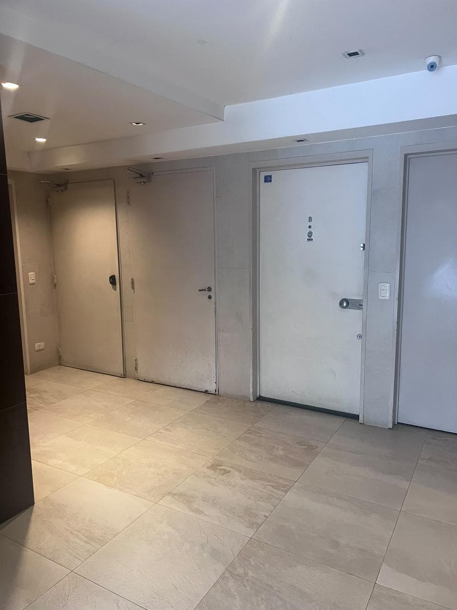 Two-room apartment in Agronomia