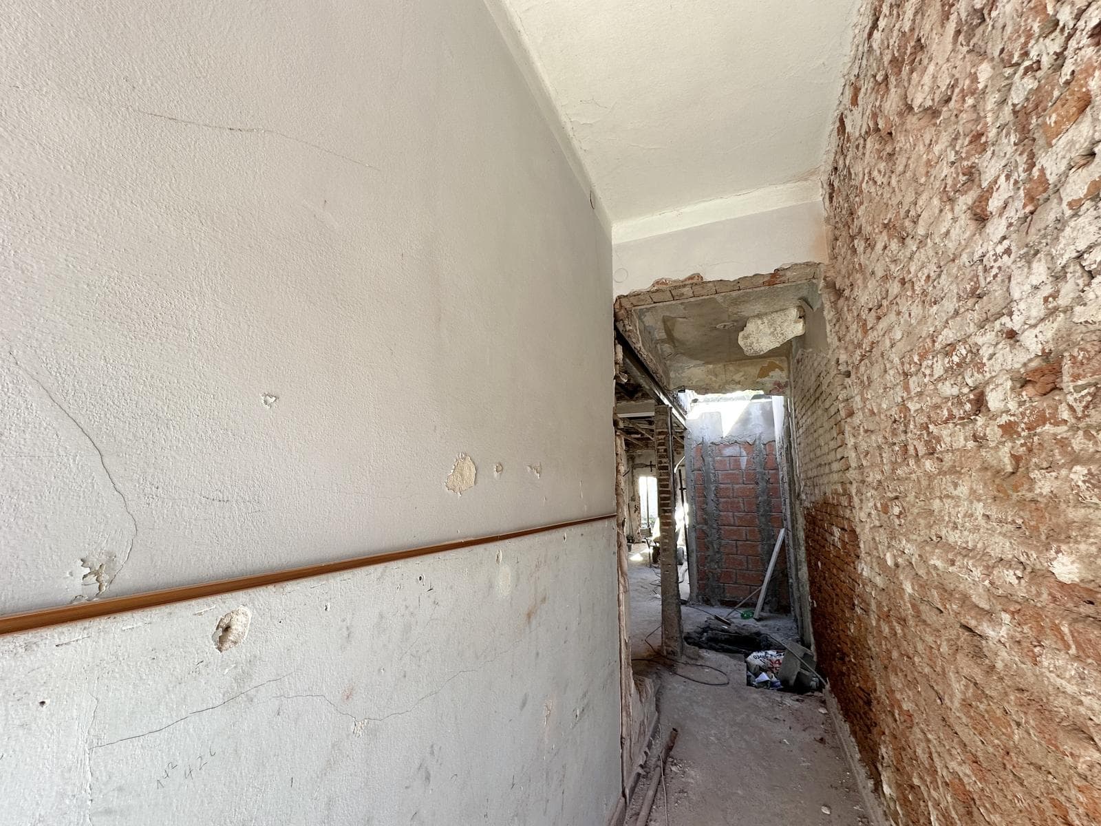 House for Sale with Construction Plans. Brand-new. 2 bedrooms. Patio. Garage. Right in the heart of Campana