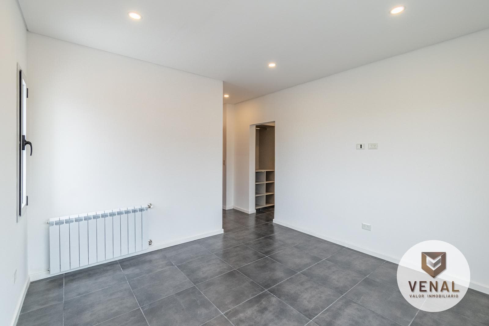 Brand-new house for sale in the Riberas neighborhood of Puertos del Lago, with a pool and a porch, 3 bedrooms, 5 rooms, Pool