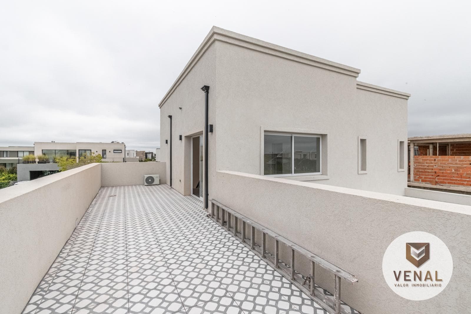 Brand-new house for sale in the Riberas neighborhood of Puertos del Lago, with a pool and a porch, 3 bedrooms, 5 rooms, Pool