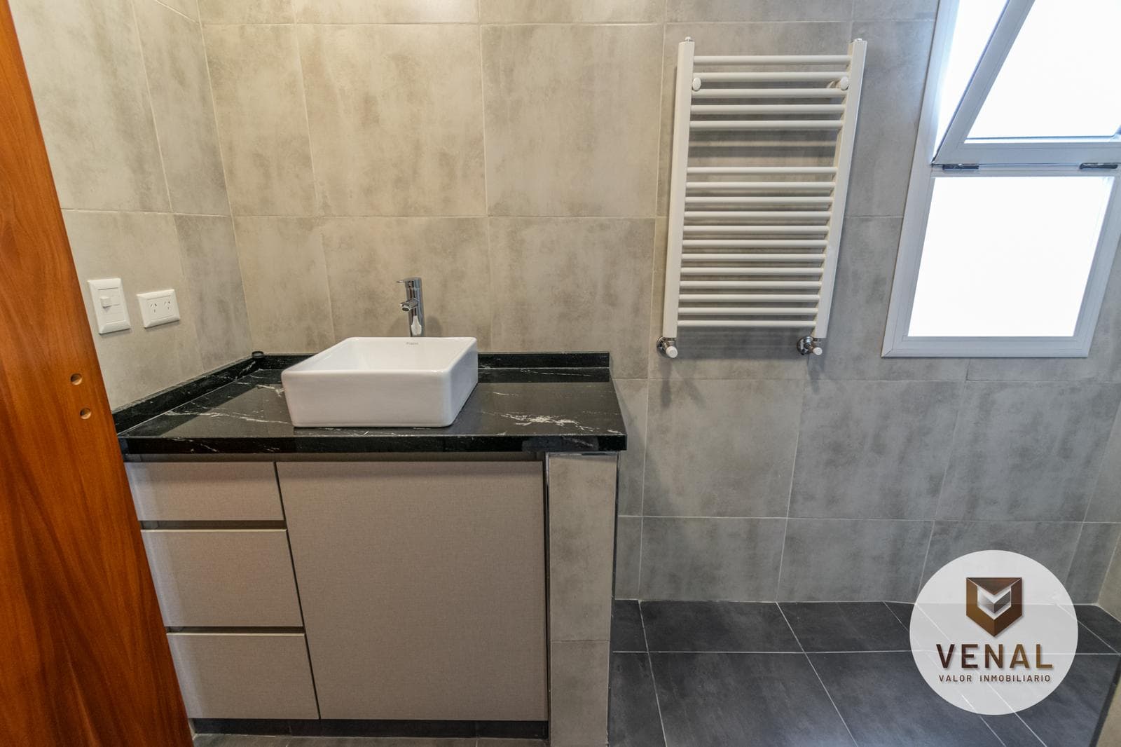 Brand-new house for sale in the Riberas neighborhood of Puertos del Lago, with a pool and a porch, 3 bedrooms, 5 rooms, Pool