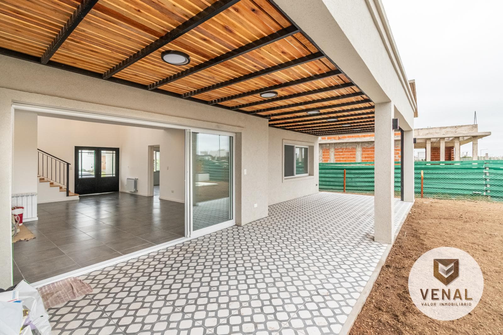 Brand-new house for sale in the Riberas neighborhood of Puertos del Lago, with a pool and a porch, 3 bedrooms, 5 rooms, Pool