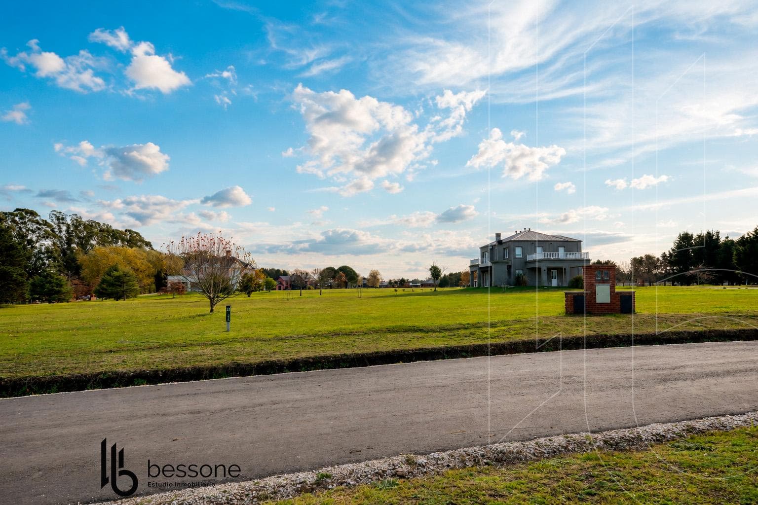 Land - Casonas del Haras