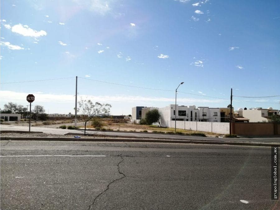 Lot on Juan Navarrete Blvd., near the intersection with Carlos Quintero Arce Blvd.