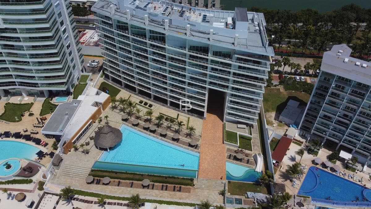 Apartment for Rent in Cancun's Hotel Zone, Maralago Building