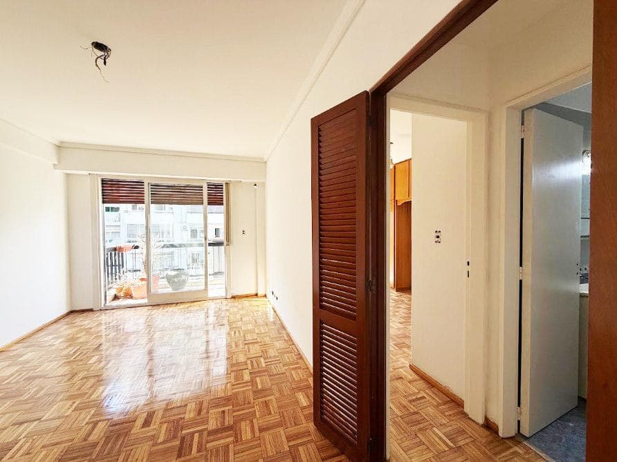 2-Room Apartment for Sale with a Long Balcony in Belgrano