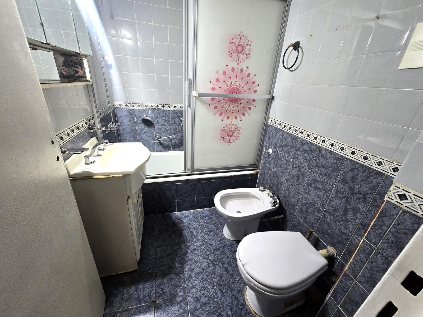 2-Room Apartment for Sale with a Long Balcony in Belgrano