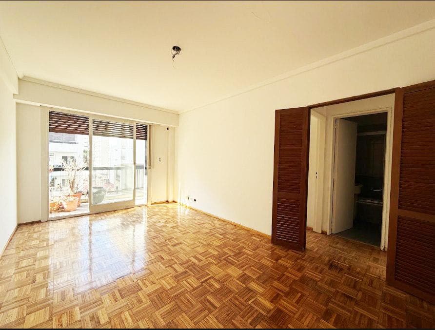2-Room Apartment for Sale with a Long Balcony in Belgrano