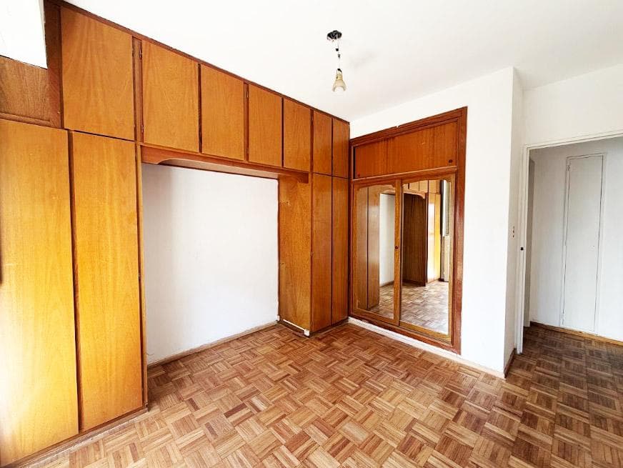 2-Room Apartment for Sale with a Long Balcony in Belgrano