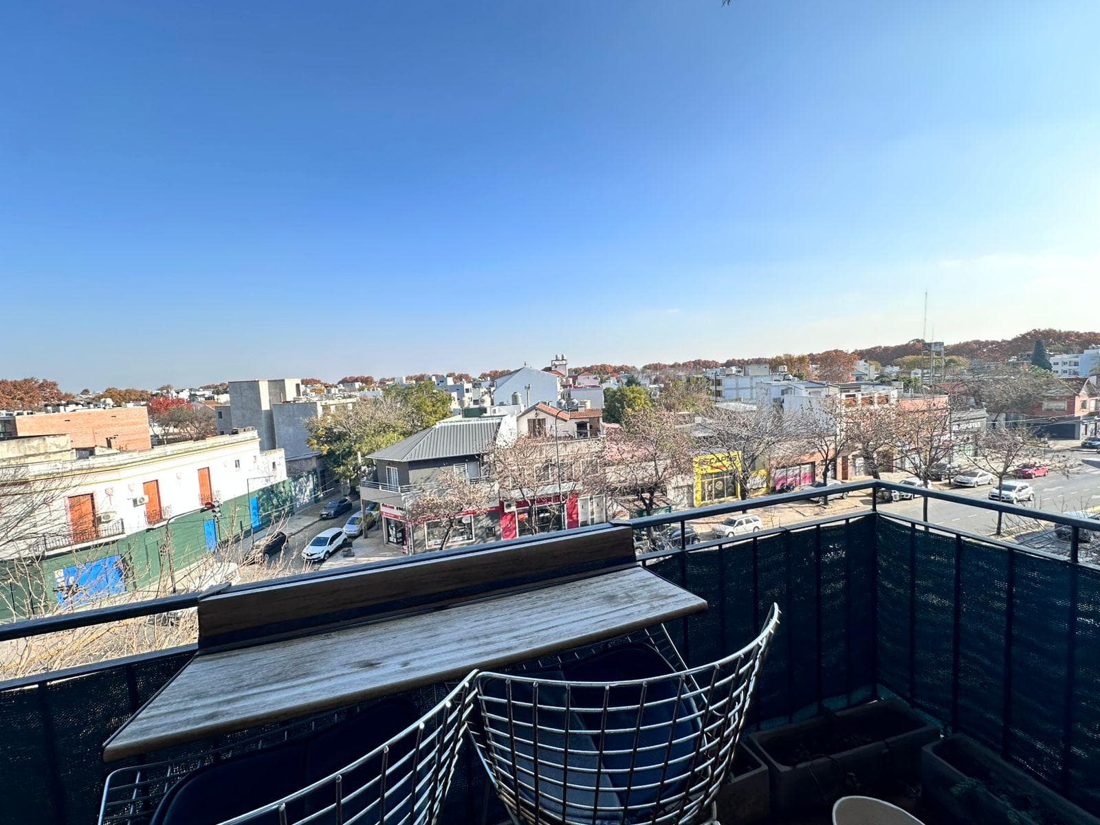 2-Bedroom Apartment for Rent with Garage and Balcony in San Isidro—Very Bright—1 Block from Centenario Avenue