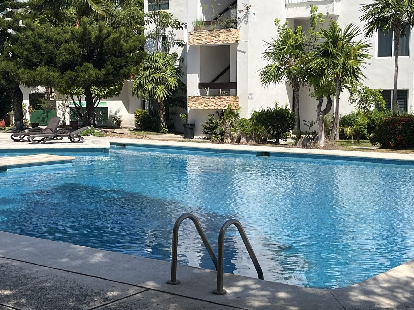Boulevard Kukulkan, Playa Linda Residential Complex, Cancun
