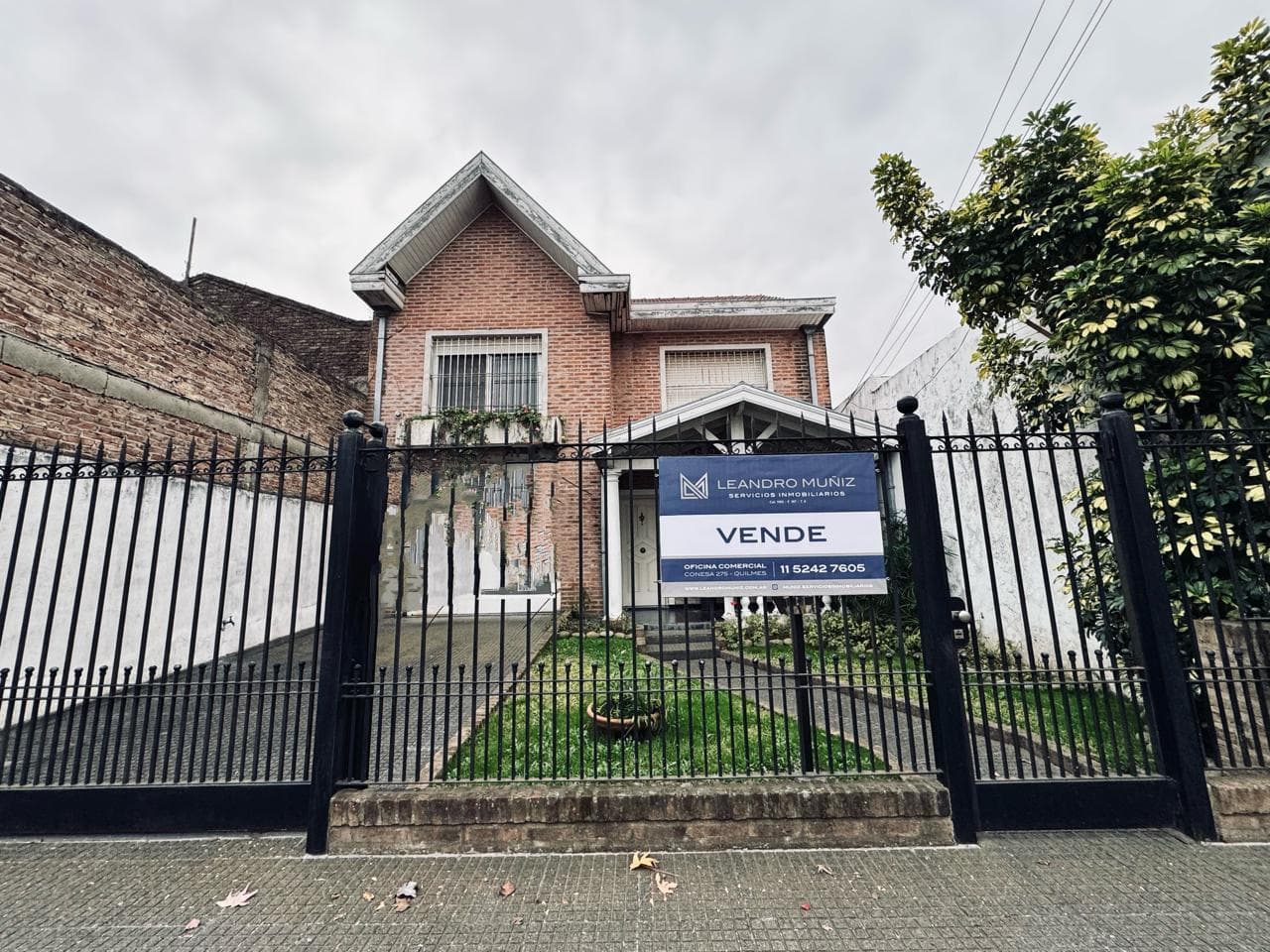 5-ROOM HOUSE FOR SALE IN DOWNTOWN BERAZATEGUI—QUALIFIES FOR A MORTGAGE