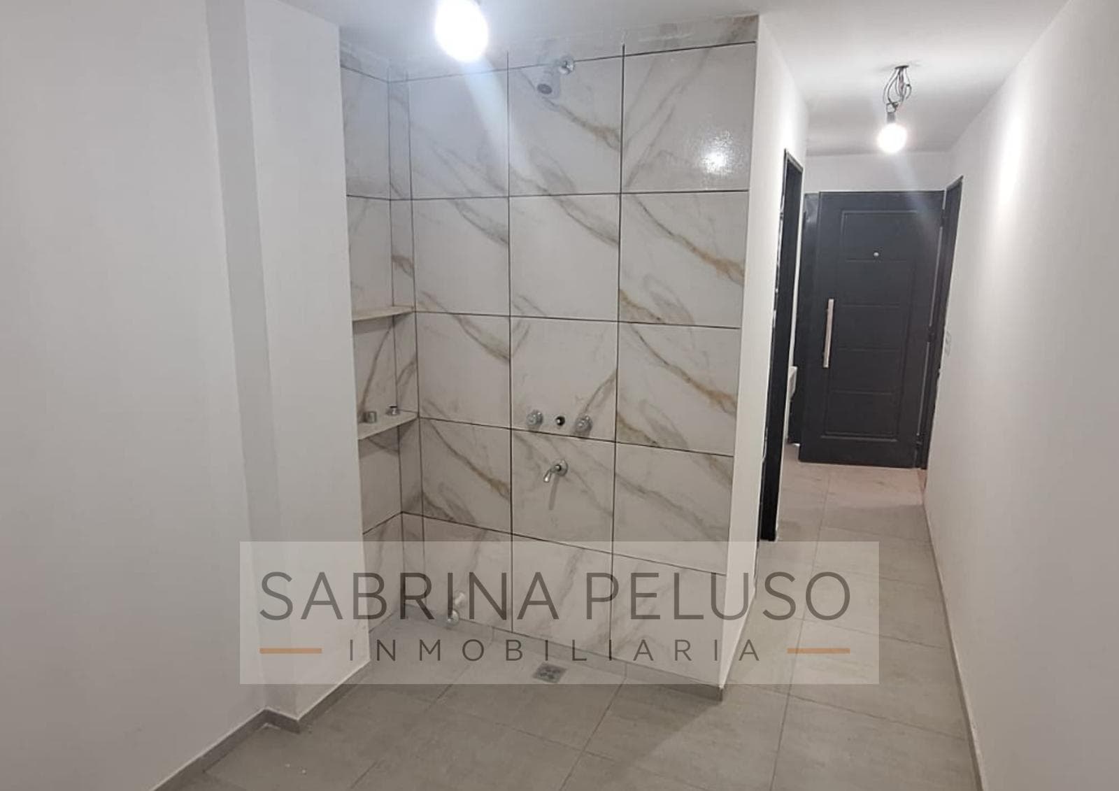 Casa con Pileta en Moreno Proyecto Avanzado