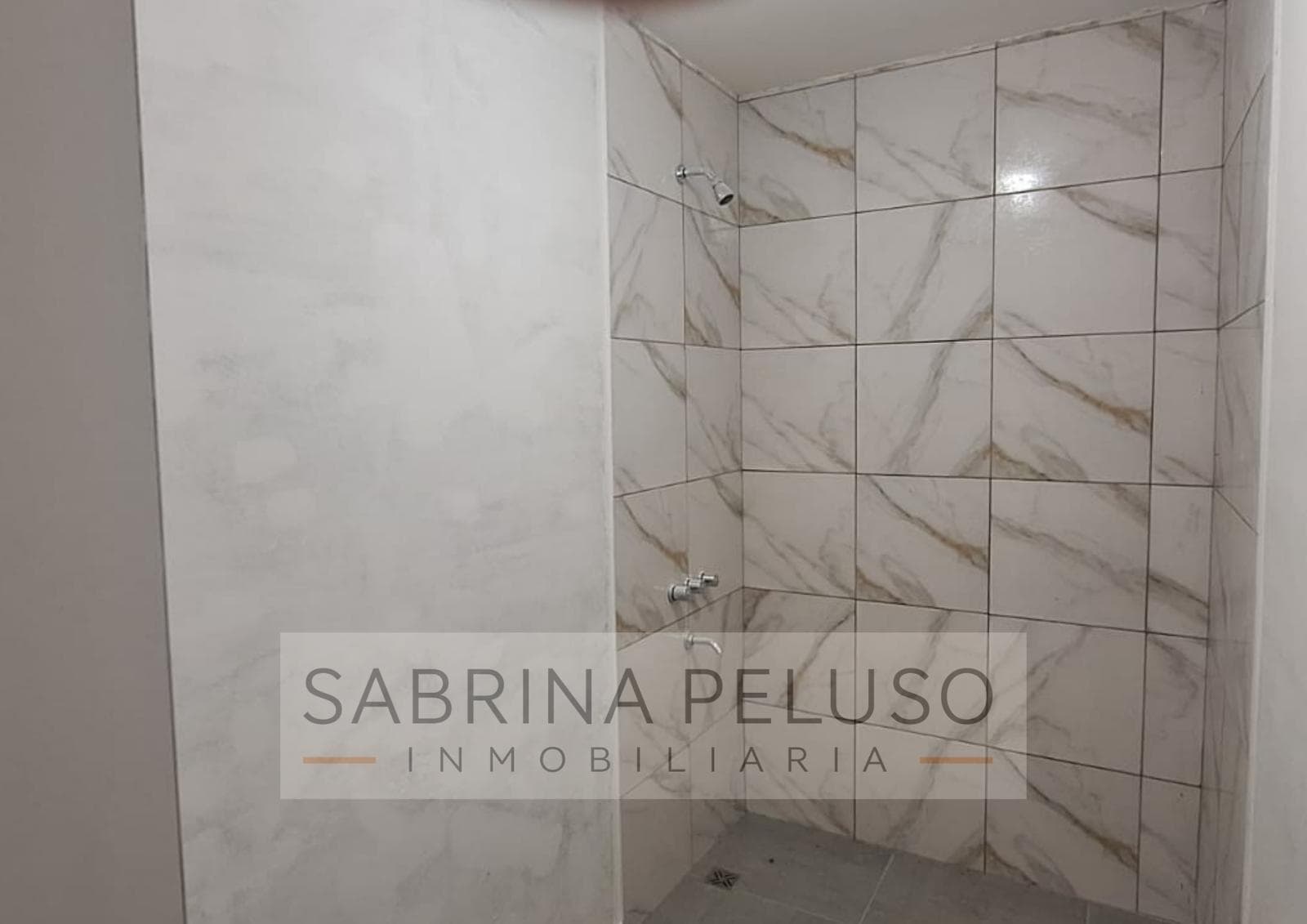 Casa con Pileta en Moreno Proyecto Avanzado
