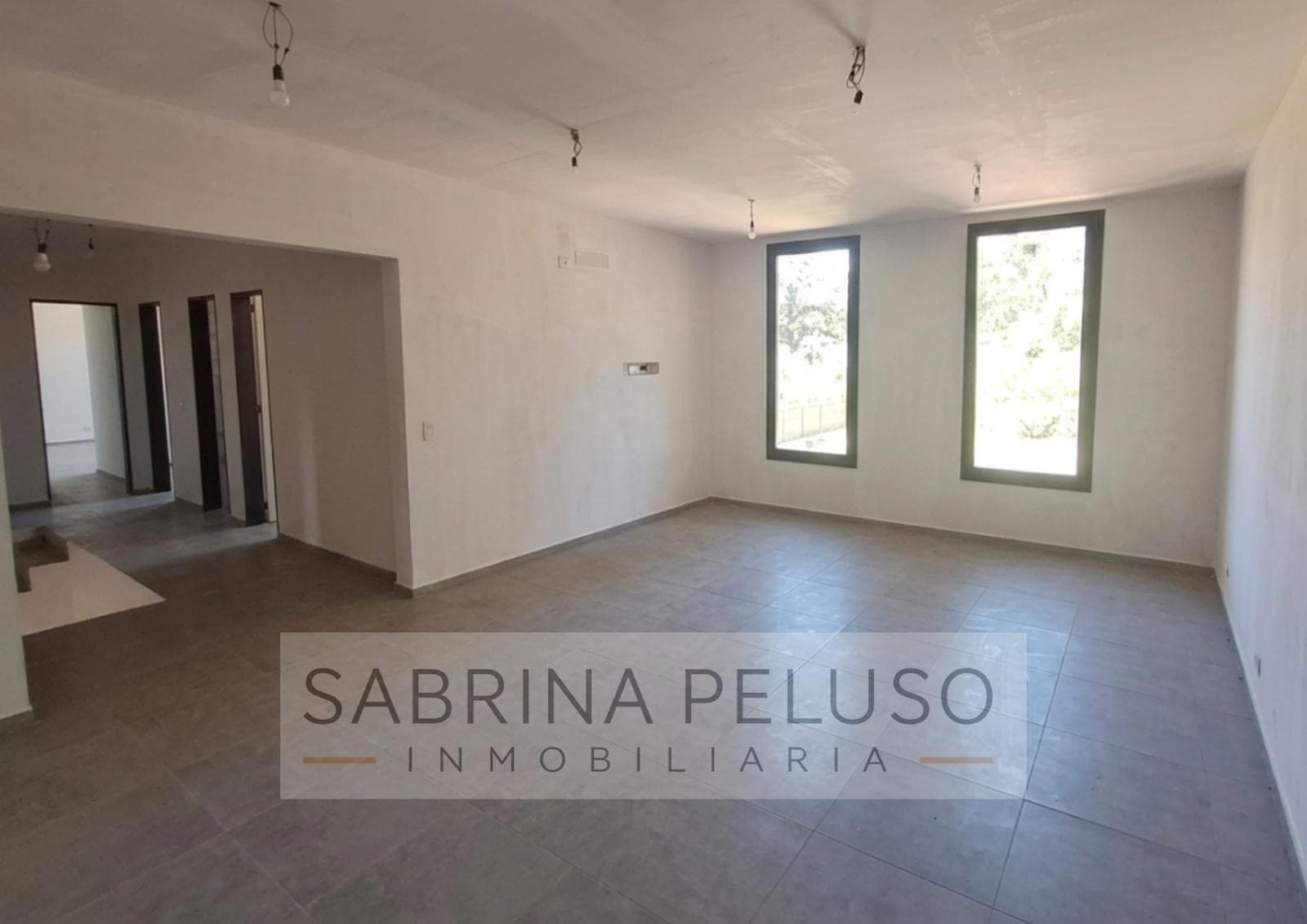 Casa con Pileta en Moreno Proyecto Avanzado