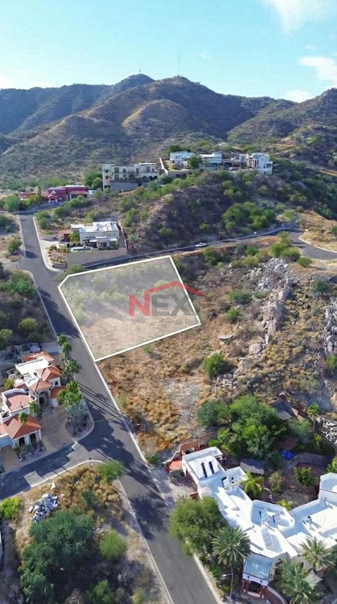 LAND FOR SALE IN A RESIDENTIAL ESTATE
