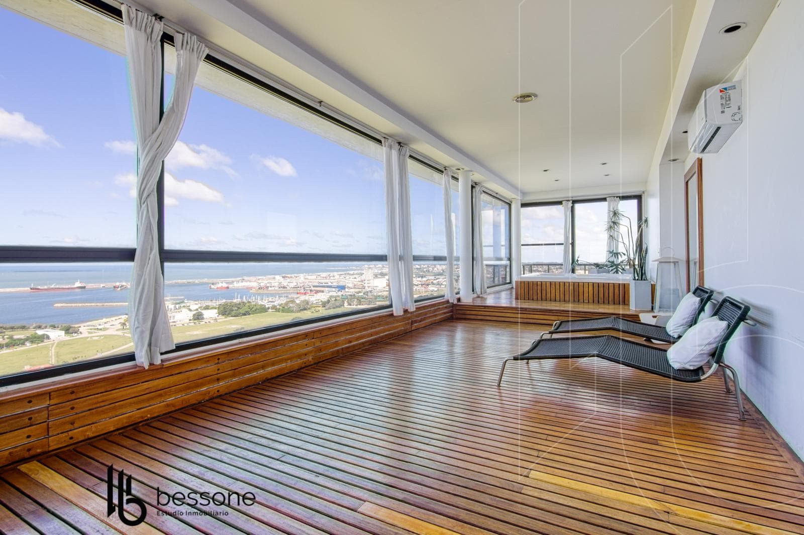 Apartment in Playa Grande