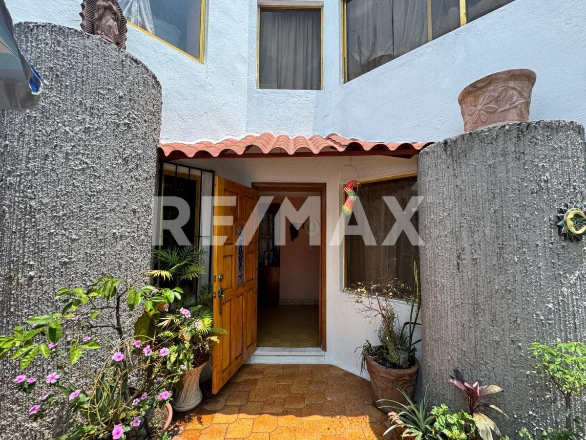 House for Sale in Morelos, Maravillas, Cuernavaca