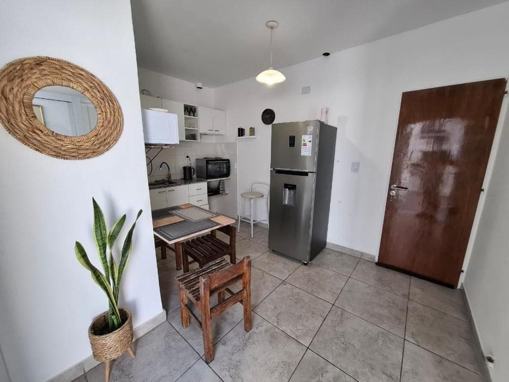 Departamento en Planta Baja con Patio Excelente Ubicación en Quinta Sección 2 dormitorios