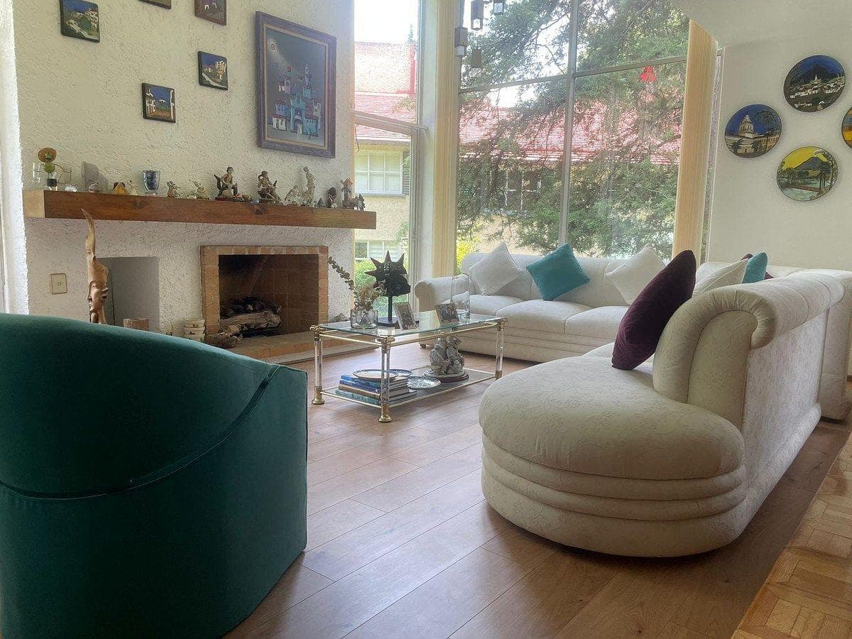 House in a Condominium for Sale in Villa Verdún with a 150 m2 Garden and 24-Hour Security