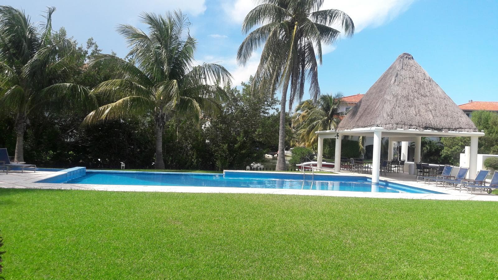 ISLA DORADA PRIVATE RESIDENTIAL COMPLEX, BRUJAS, CANCUN