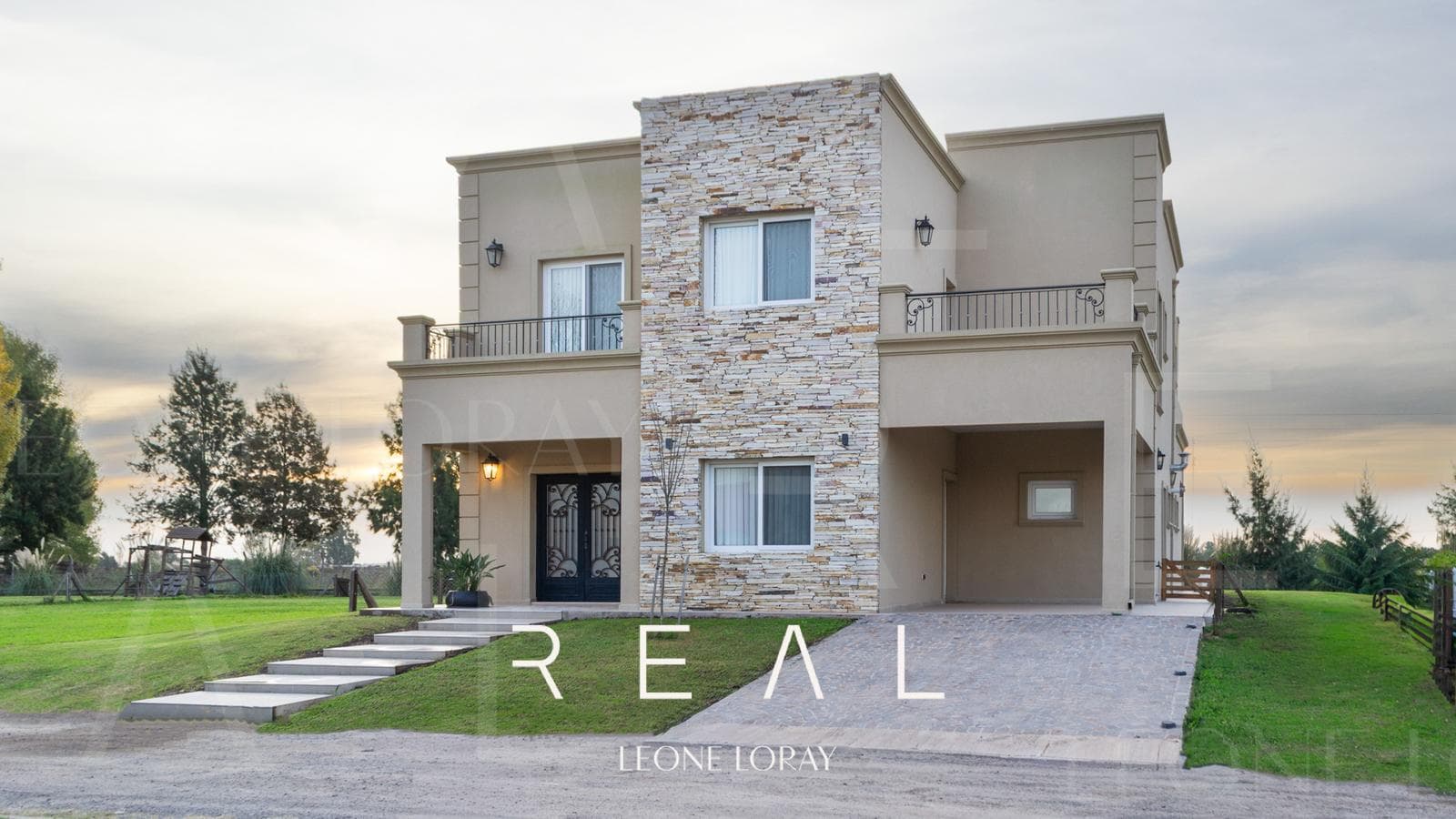 HOUSE FOR SALE, 5 rooms, Cruz del Sur Canning Gated Community