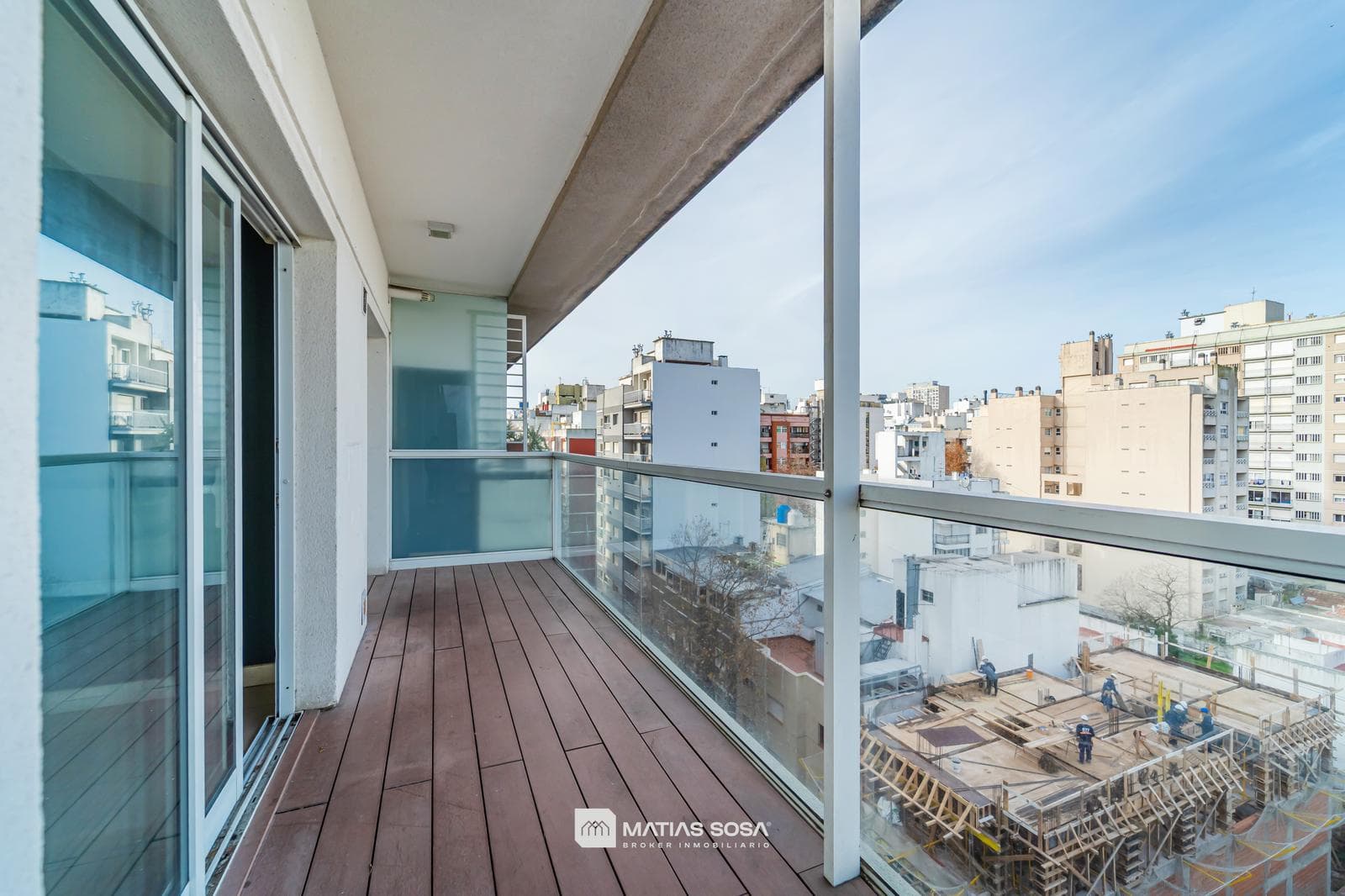 24-Month Lease—3-Room Apartment—Plaza Mitre Area