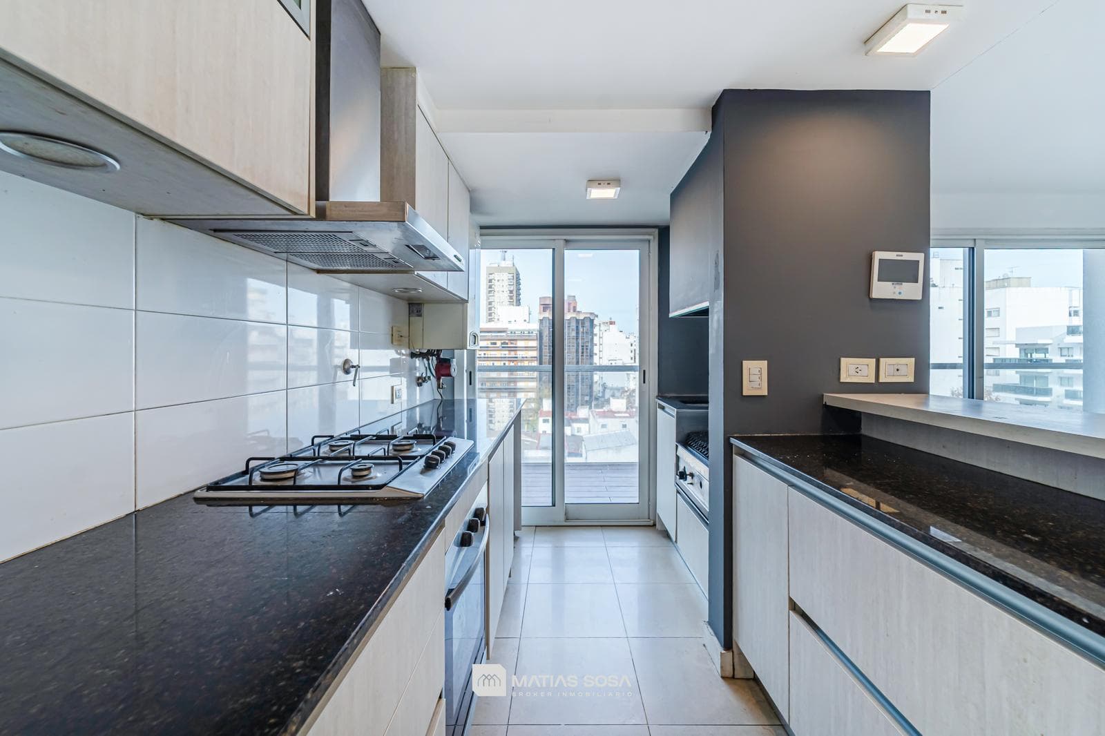 24-Month Lease—3-Room Apartment—Plaza Mitre Area