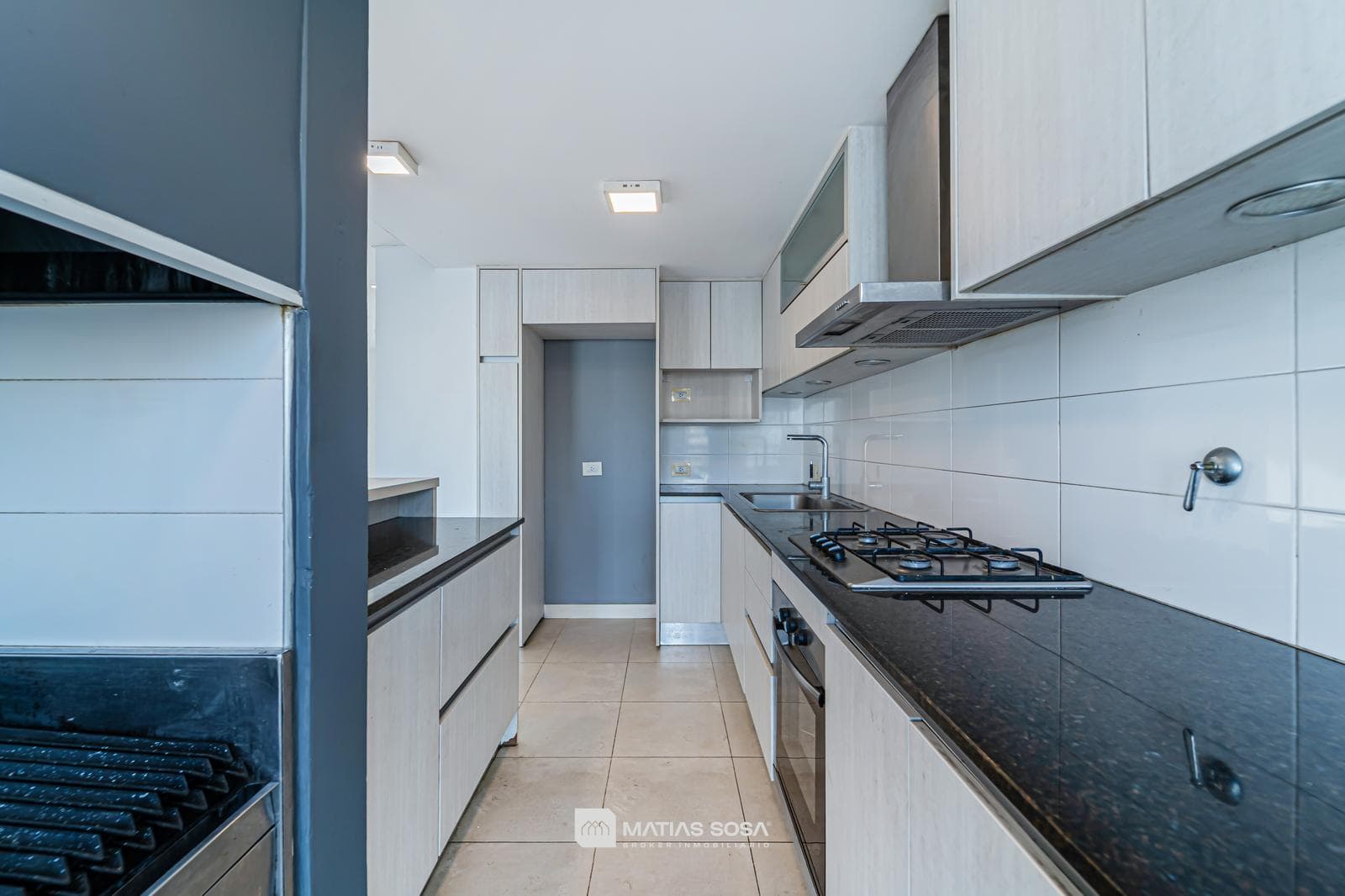24-Month Lease—3-Room Apartment—Plaza Mitre Area