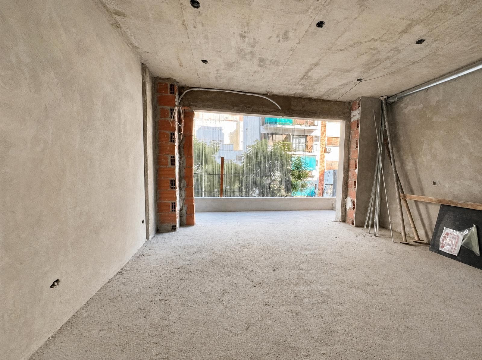 One-room apartment with a balcony in Belgrano