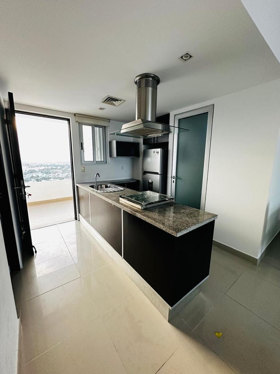 MALECON AMERICAS CONDOMINIUM, MIAMI TOWER