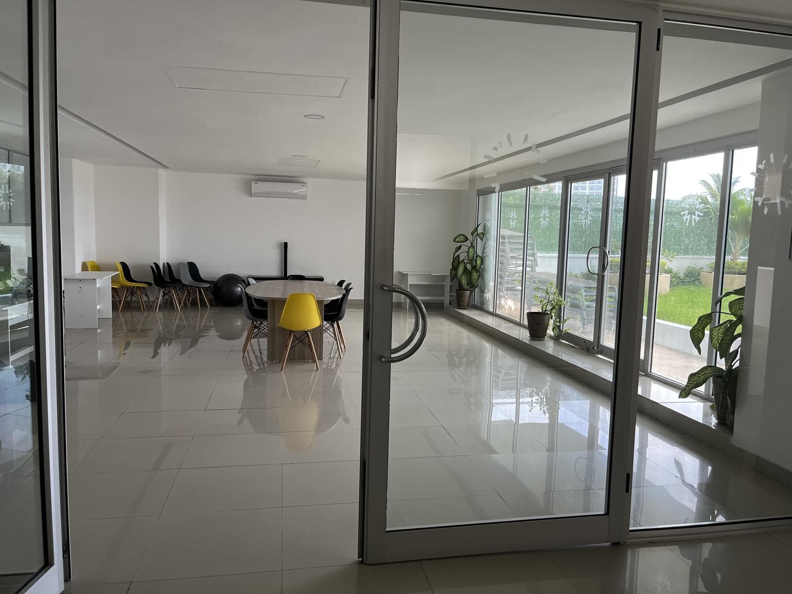 MALECON AMERICAS CONDOMINIUM, MIAMI TOWER