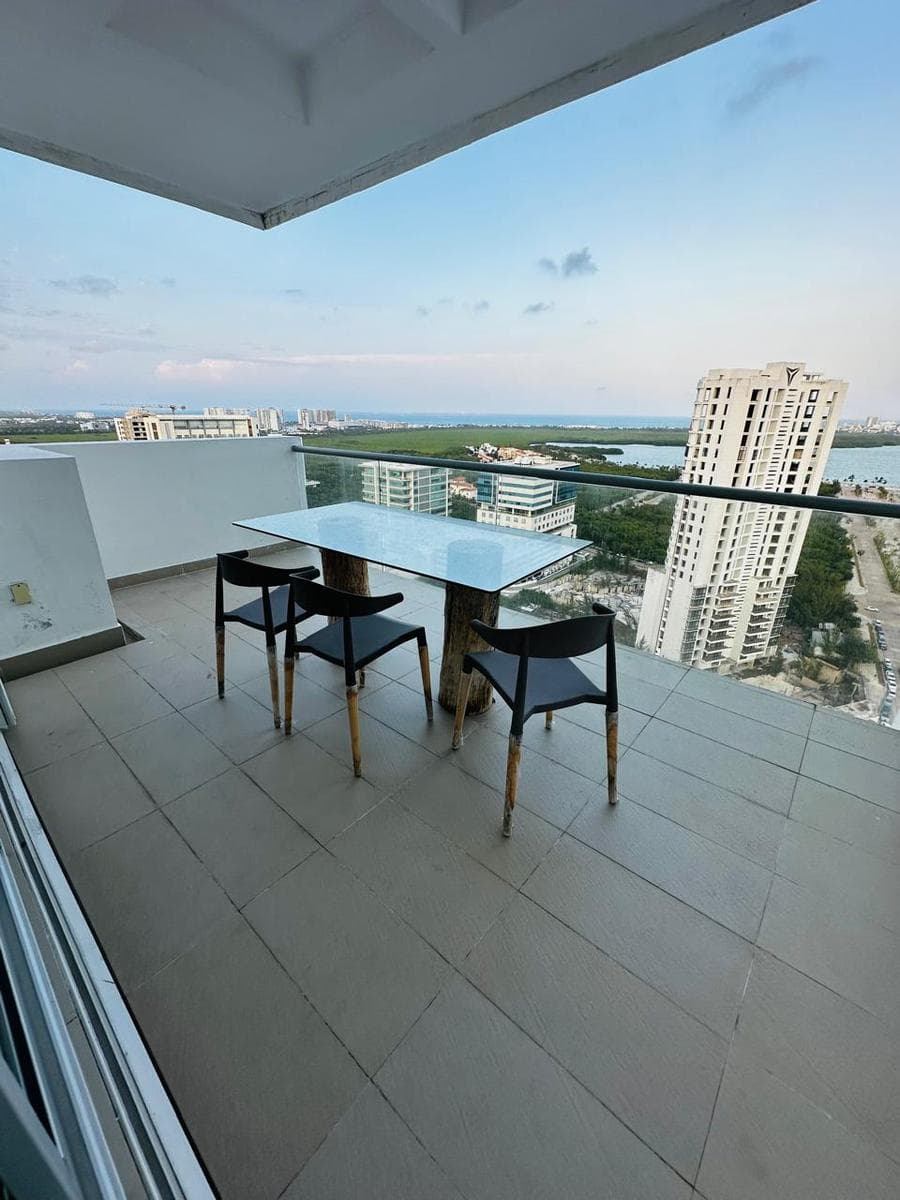 MALECON AMERICAS CONDOMINIUM, MIAMI TOWER
