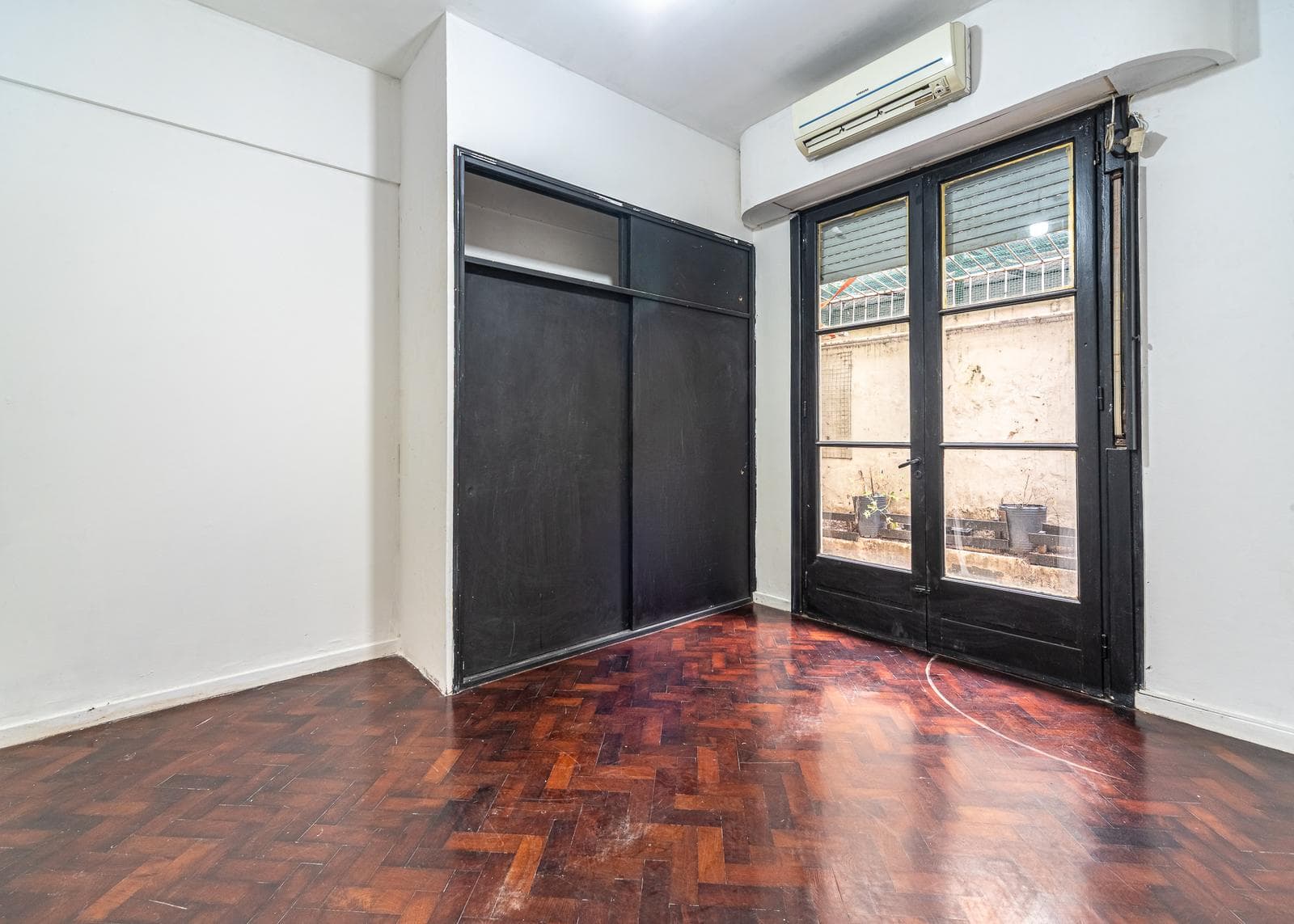 3-ROOM APARTMENT FOR SALE IN BELGRANO
