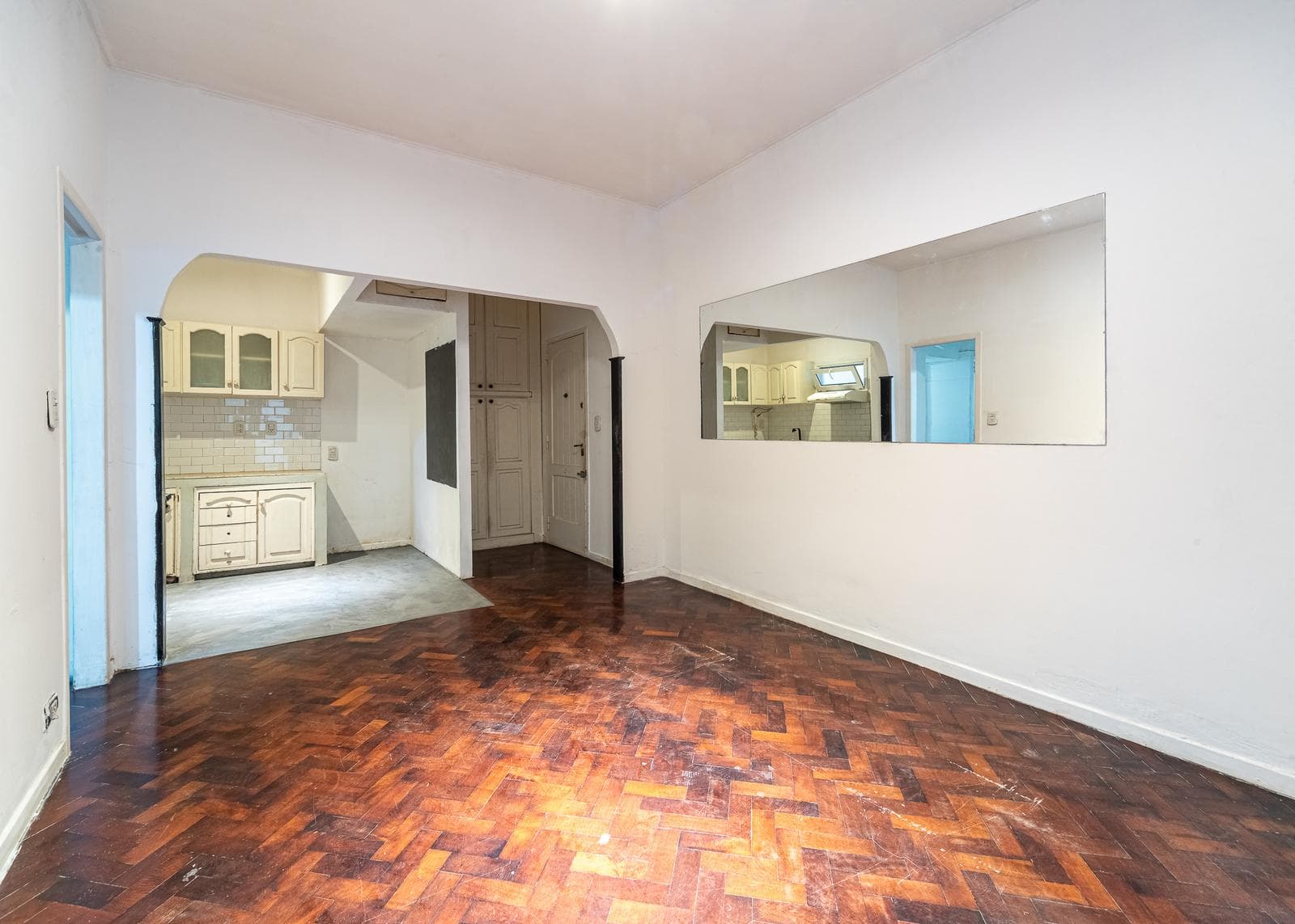 3-ROOM APARTMENT FOR SALE IN BELGRANO