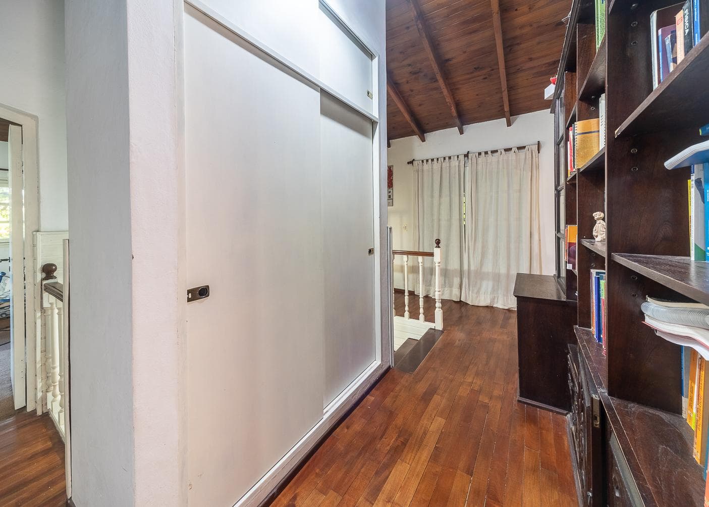 5-room house for sale in Mapuche Country Club, Pilar.