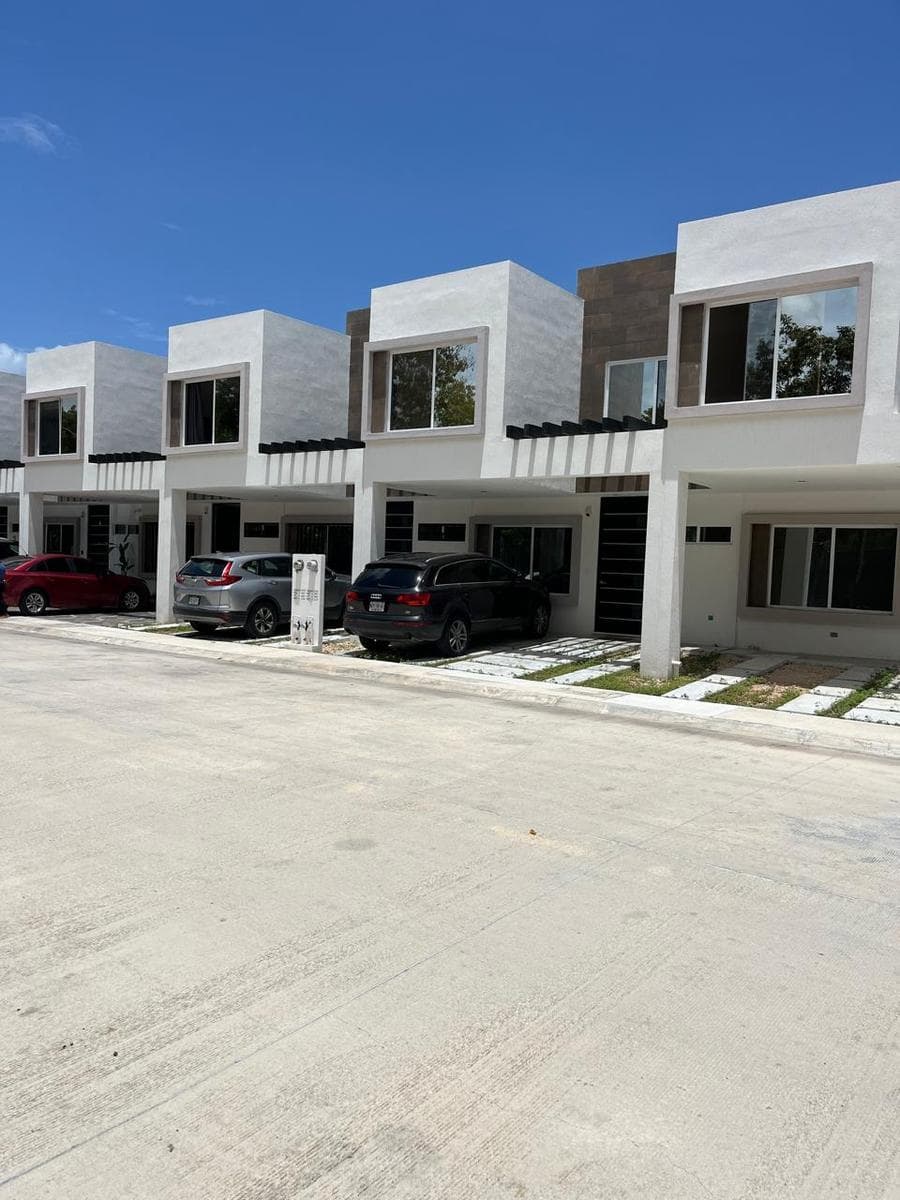 Noni House (Unfurnished), Frontemare