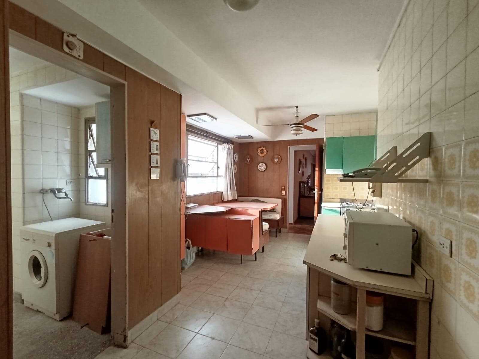 FOR SALE: 4-ROOM APARTMENT + MAID'S QUARTERS AND GARAGE IN BELGRANO