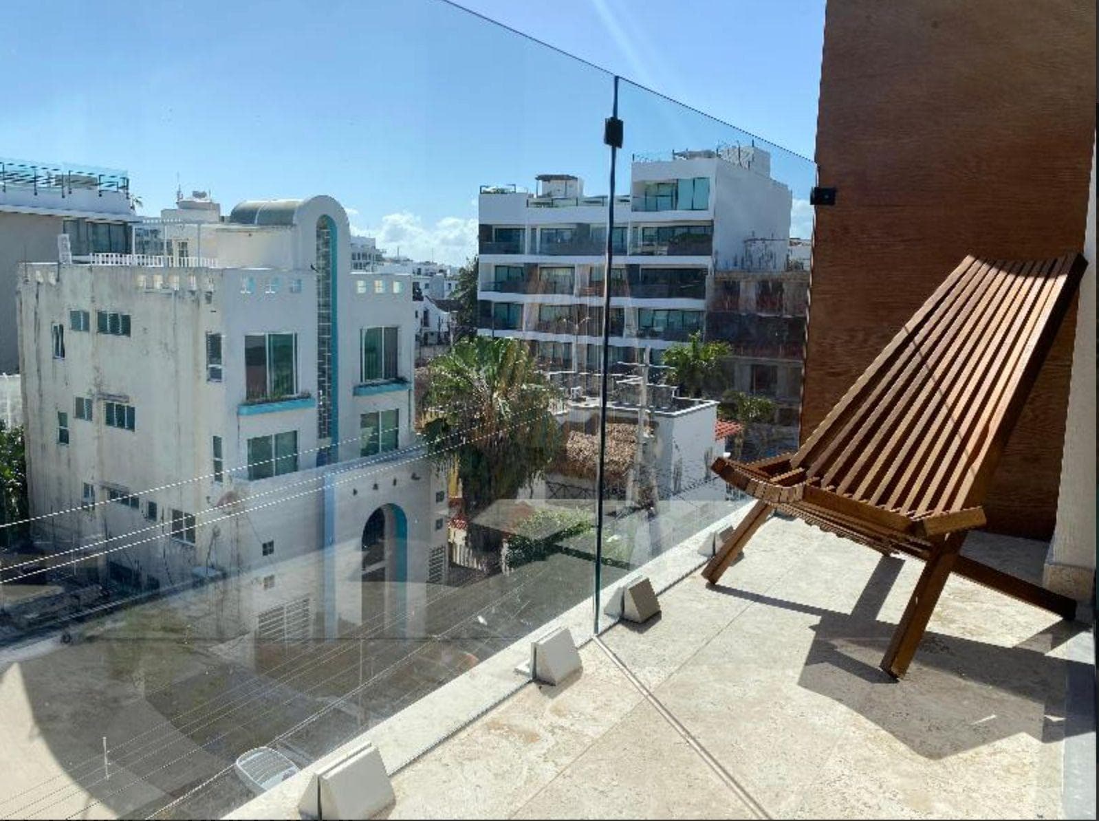 APARTMENT FOR SALE ON 5TH AVENUE, PLAYA DEL CARMEN
