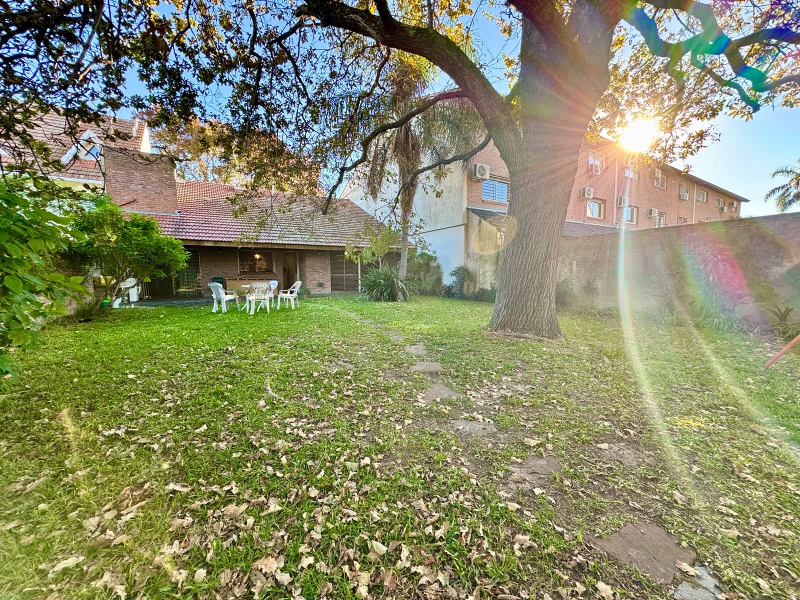 Large villa with an incredible garden in Olivos - Vicente López